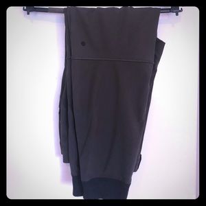LuLuLemon cropped pants